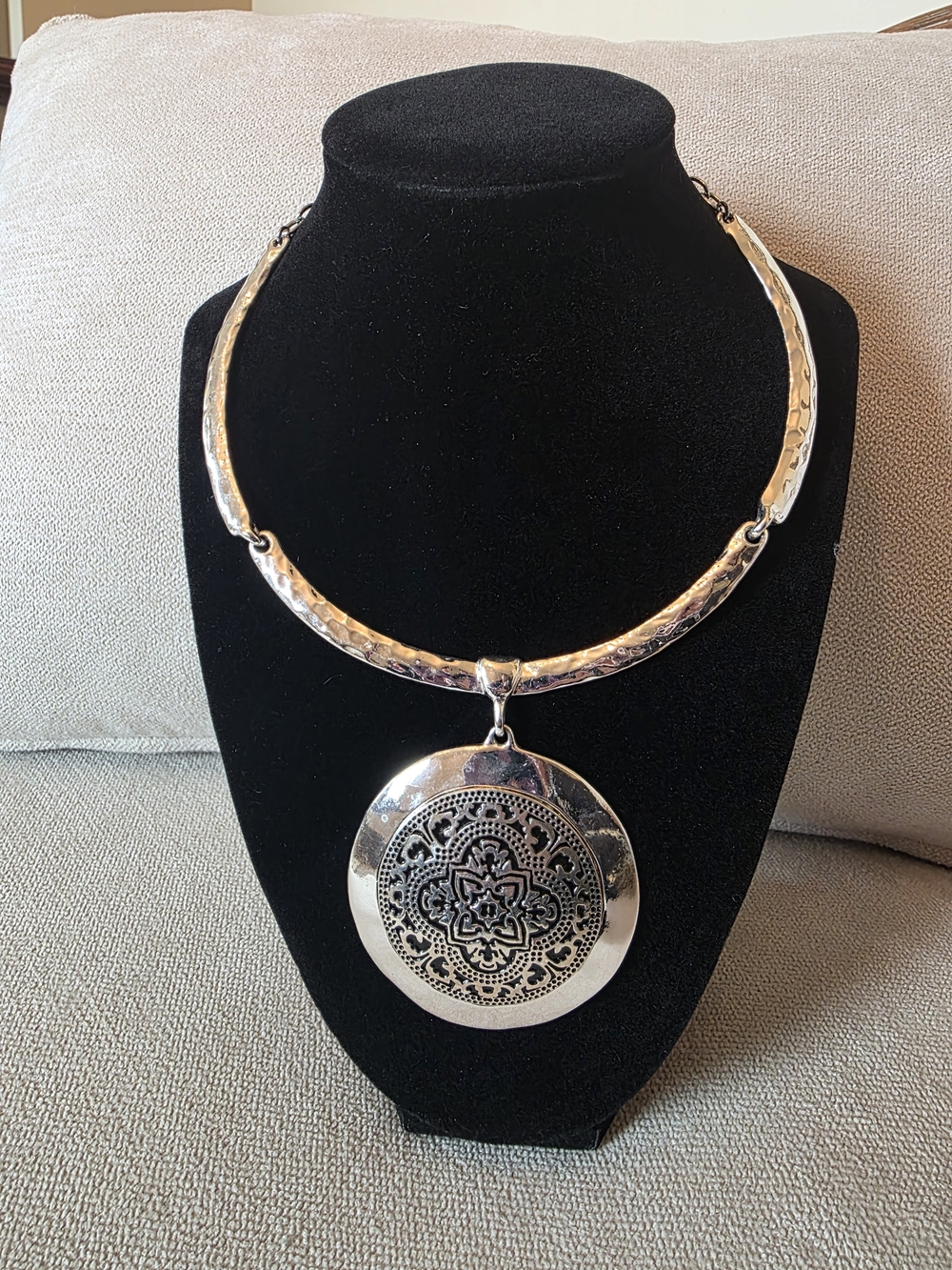 Silver Tone Statement Necklace Hammered Collar Medallion Pendant